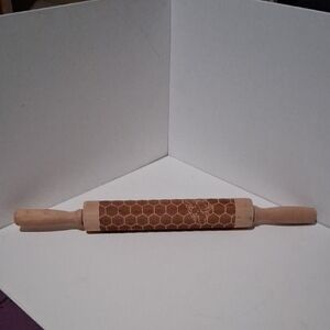 Honey Bee Wooden Rolling Pin.